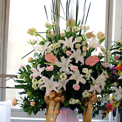 【C-051】祝賀花籃:高架花籃-榮陞祝賀、開幕藝術花籃《一對》