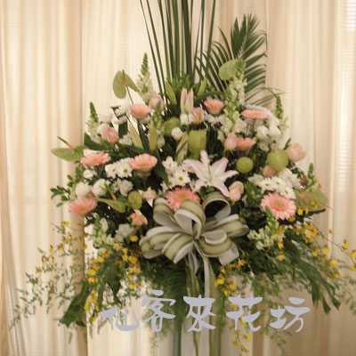【S-252】喪禮花籃,喪禮弔唁花籃,弔唁花籃,藝術高架花籃《一對》